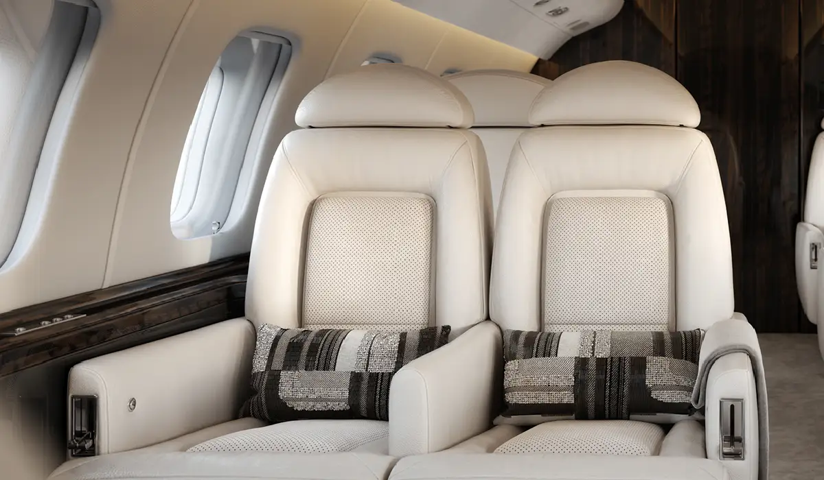 Bombardier - Challenger 600 - Private Jet Rentals Near me - Used Private Jets Near me - Exclusive Concierge Club.webp